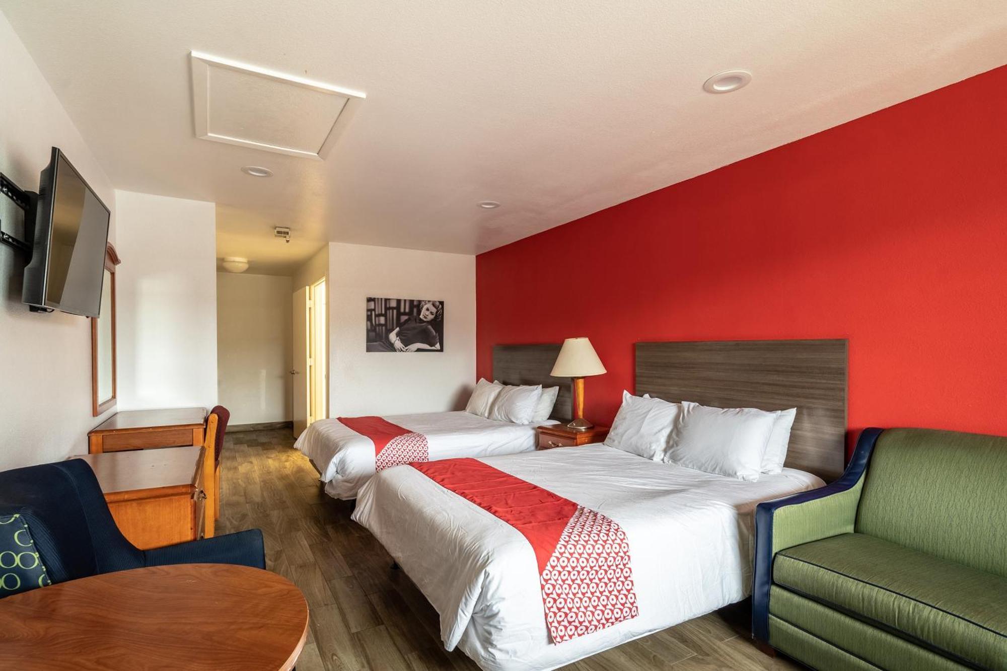 OYO Hotel San Antonio near AT&T Center Esterno foto