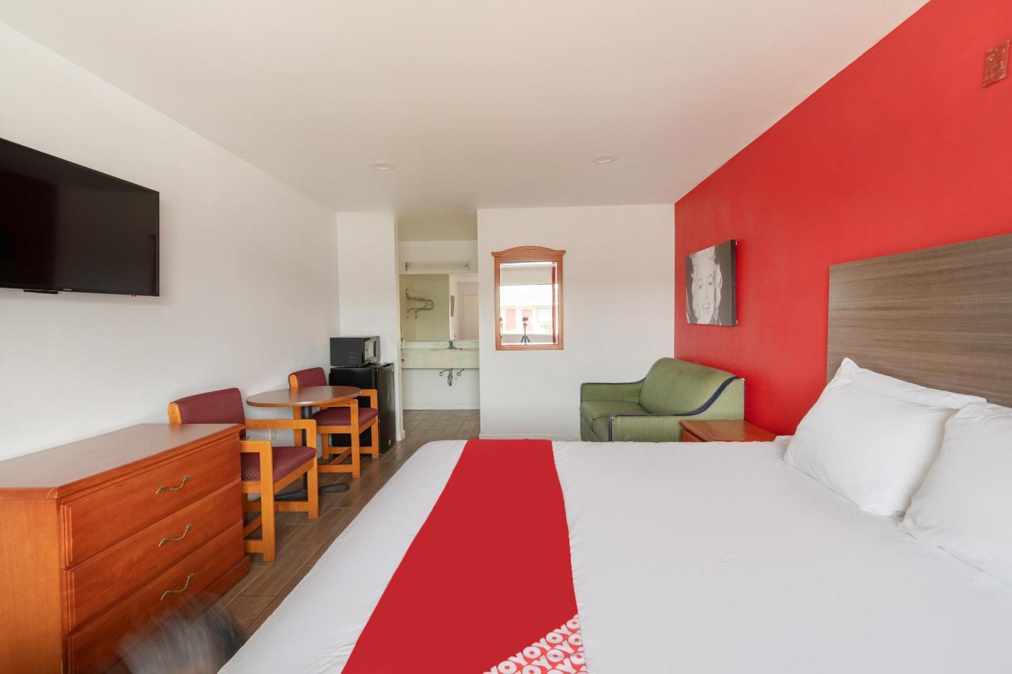 OYO Hotel San Antonio near AT&T Center Esterno foto